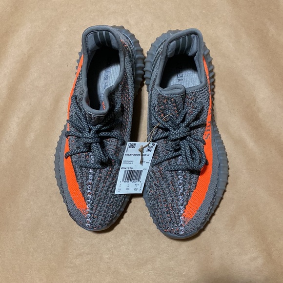 YEEZY BOOST 350 V2 Beluga Reflective GW1229 men’s US 7.5 New with box and tag. - Picture 12 of 12